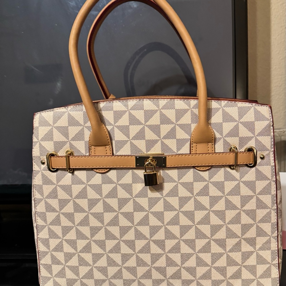 New 3 section medium/large tote